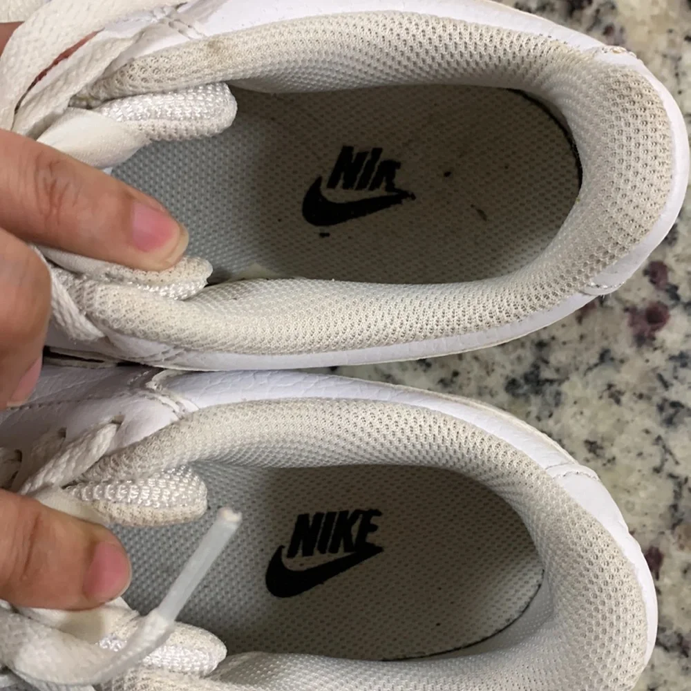 Nike woman shoes - Picture 3 of 6
